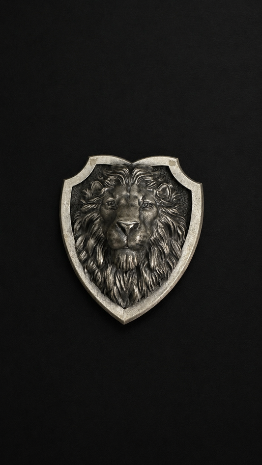 Majestic Silver Lion Brooch – Symbol of Strength & Elegance