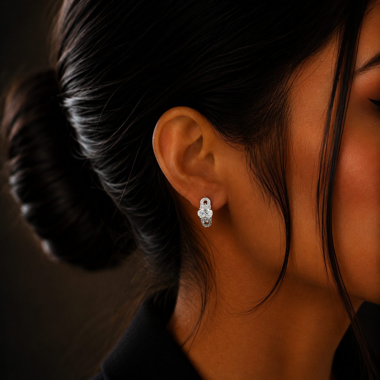 Luxury Silver Diamond Oval Sparkle Loop Earrings for Women
