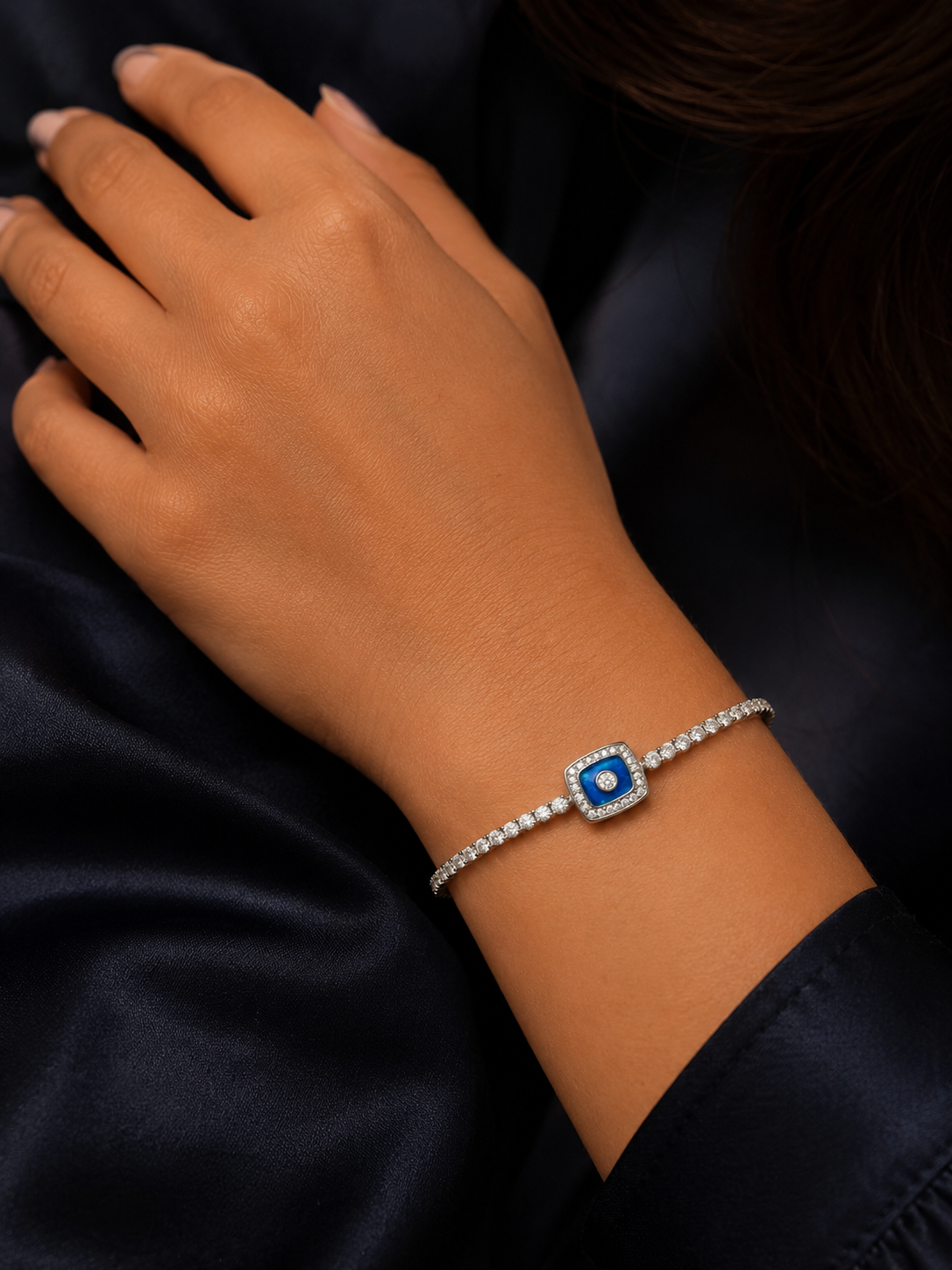 Silver Diamond Stretchable Bracelet with Blue Evil Eye