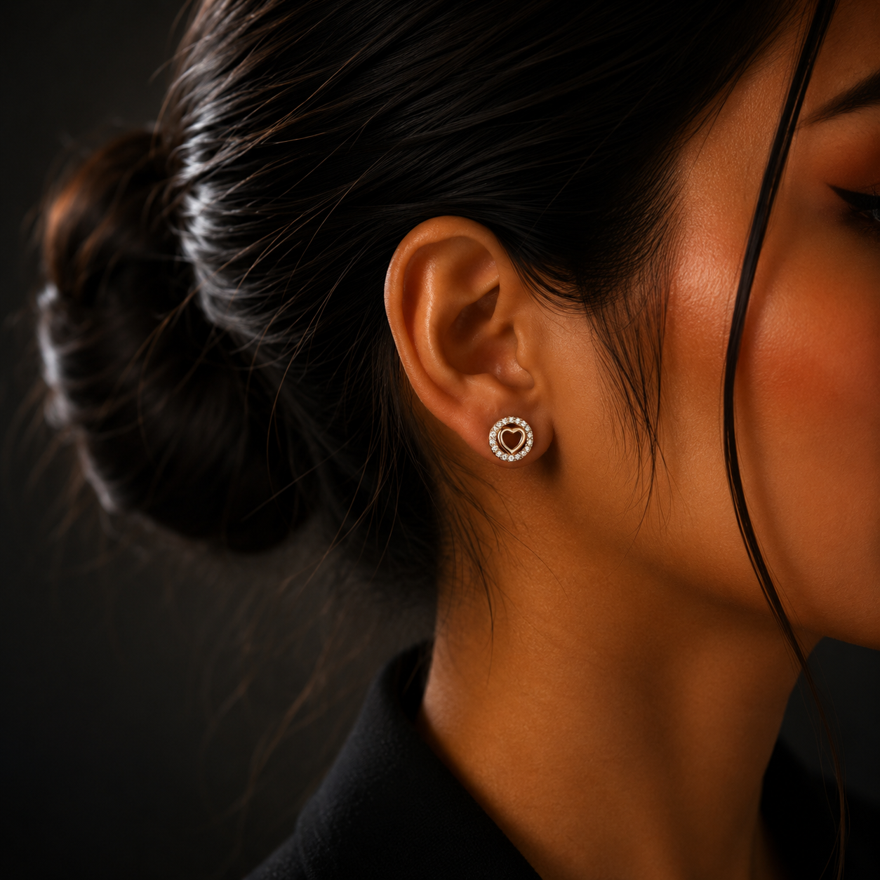Rose Gold Heart Circle Diamond Stud Earrings for Women