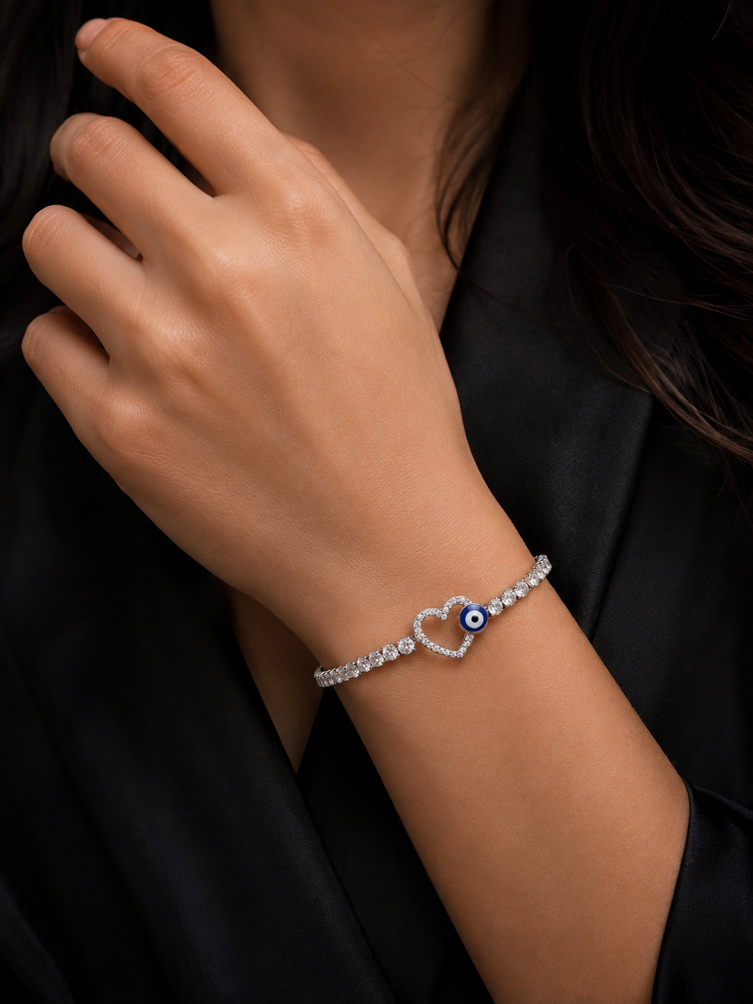 Silver Stretchable Heart Diamond Bracelet with Evil Eye