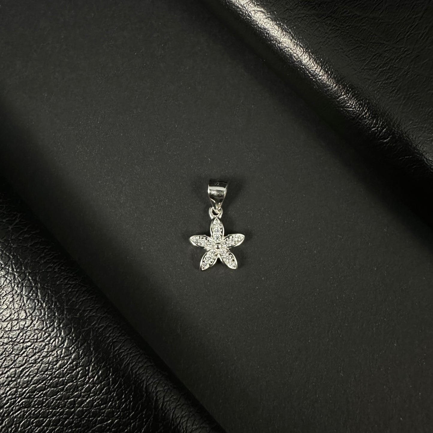 Blooming Daisy Silver Diamond Pendant for Women