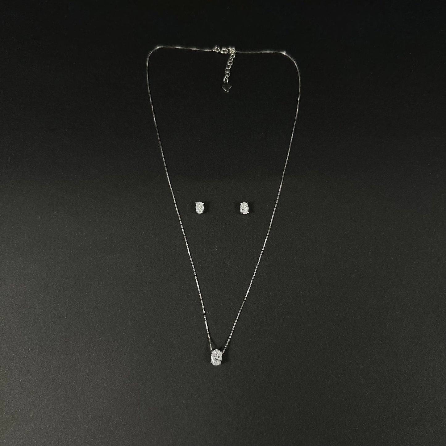 Silver Oval Solitaire Diamond Pendant Set for Women