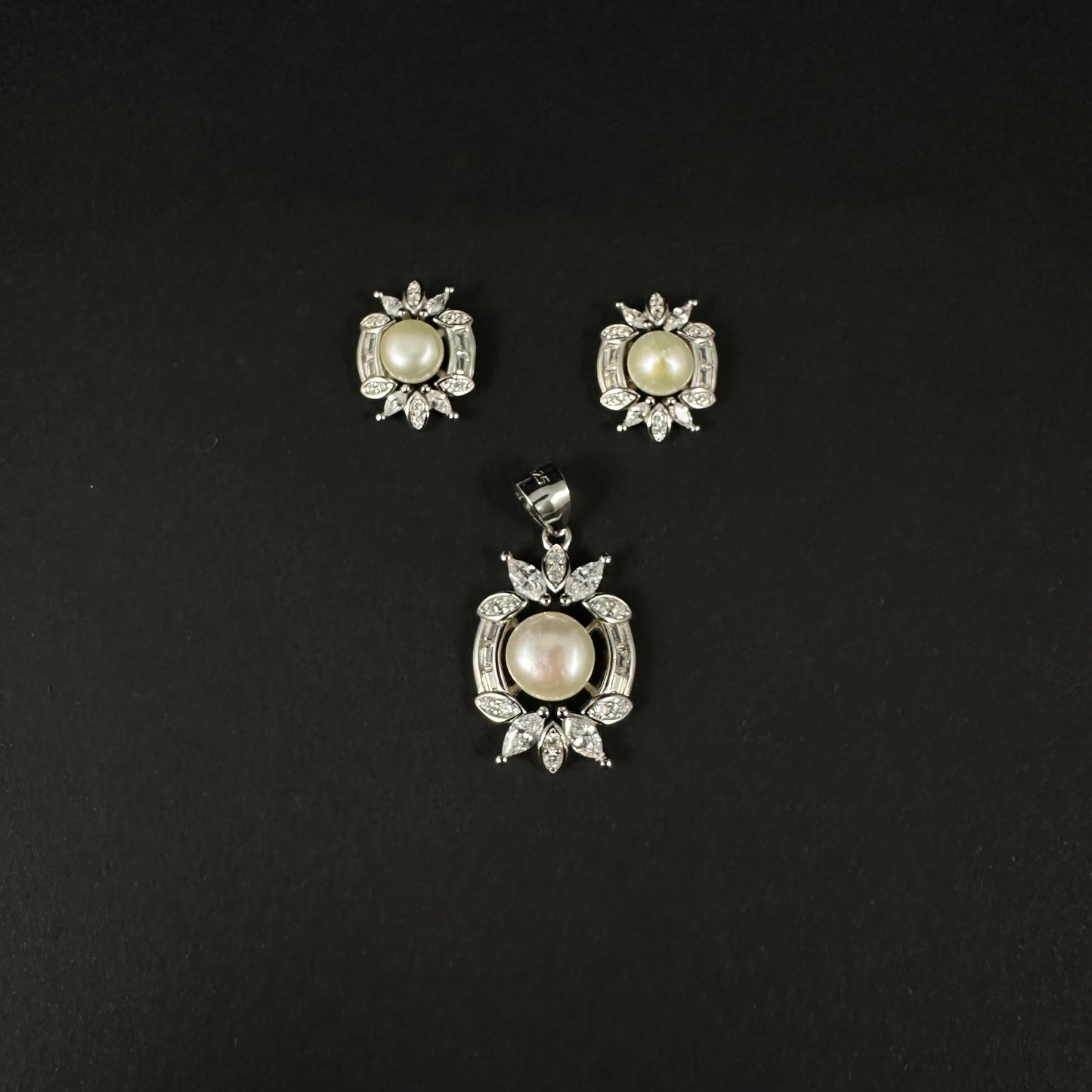 Silver Royal Pearl Diamond Pendant Set for Women