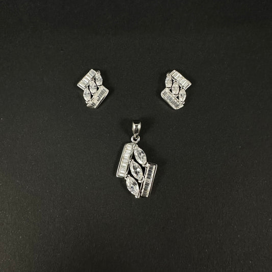Silver Elegant Leaf Diamond Pendant Set for Women