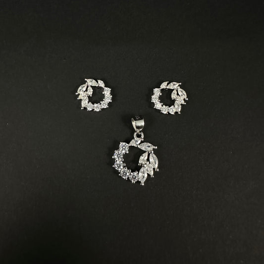 Silver Leaf Circle Diamond Pendant Set for Women