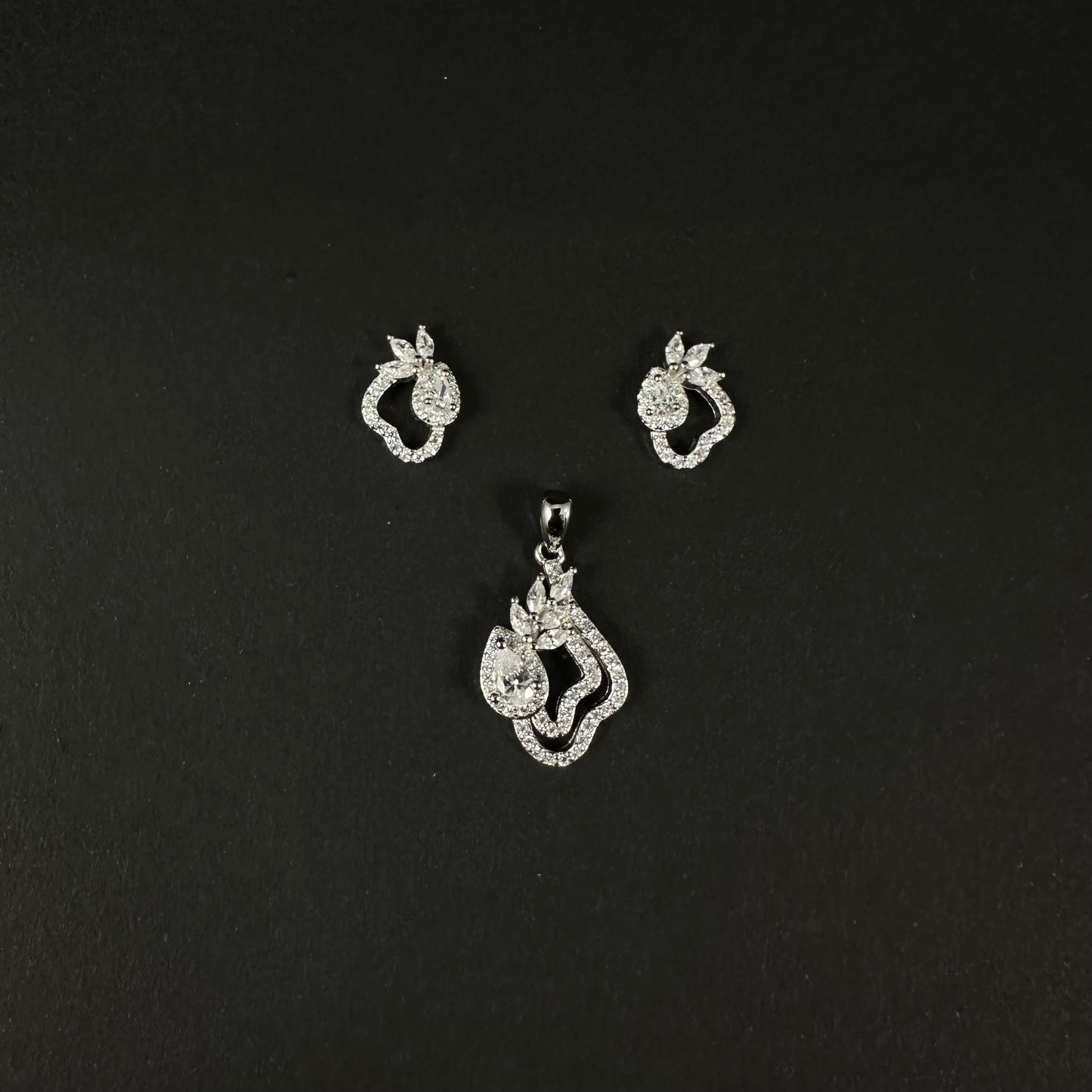 Luxury Floral Drop Silver Diamond Pendant Set for Women