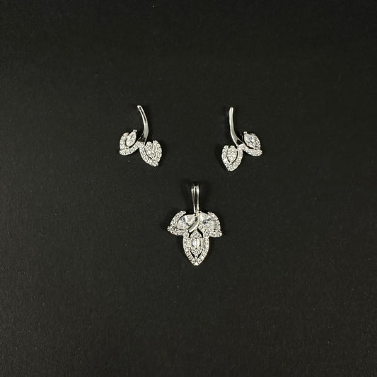 Elegant Leaf Sparkle Silver Diamond Pendant Set for Women