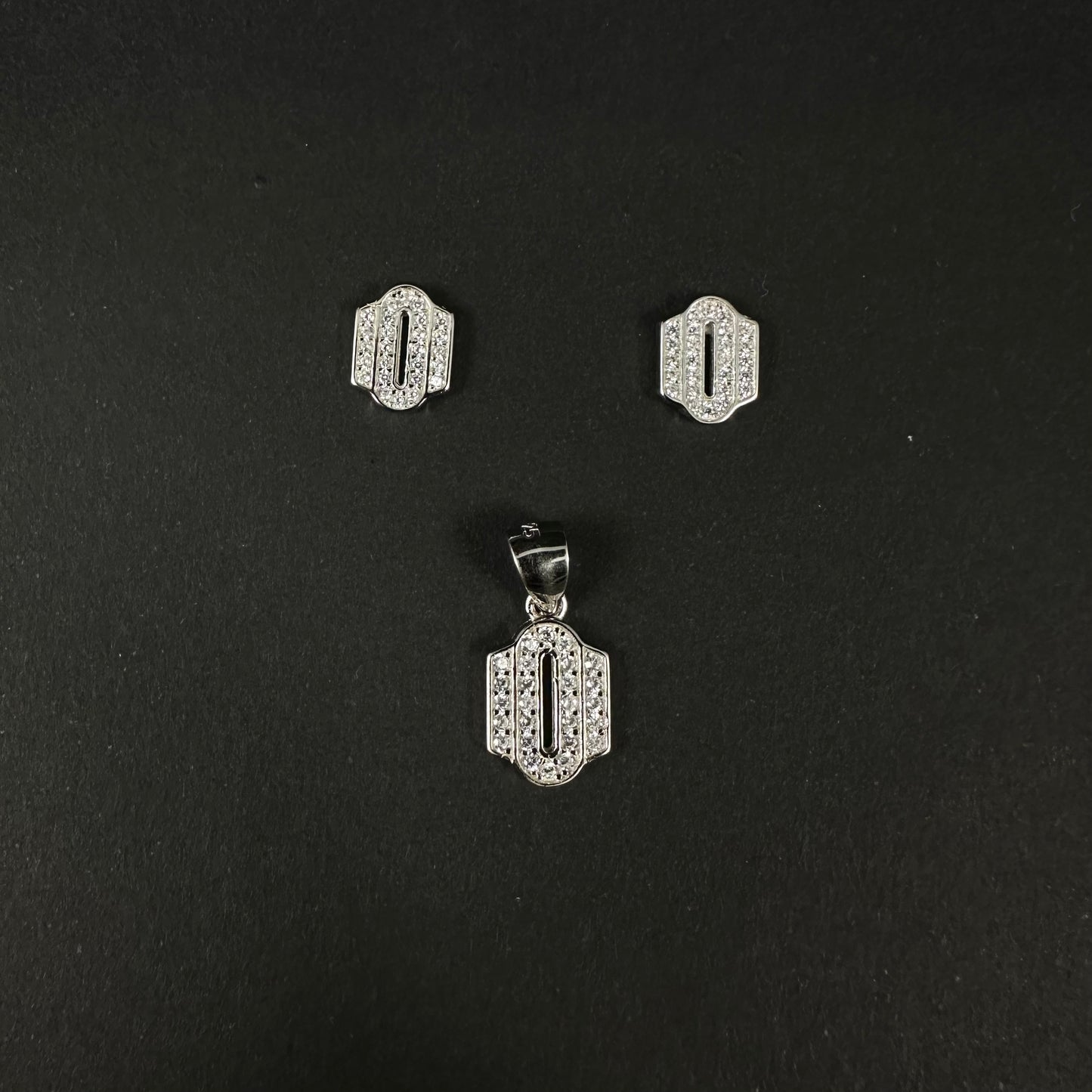 Classic Royal Shine Silver Diamond Pendant Set for Women