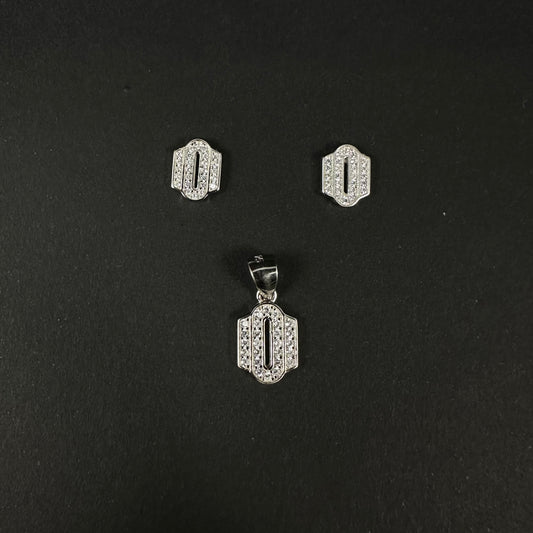 Classic Royal Shine Silver Diamond Pendant Set for Women