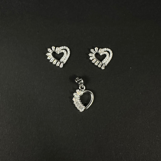 Eternal Heart Glow Silver Diamond Pendant Set for Women