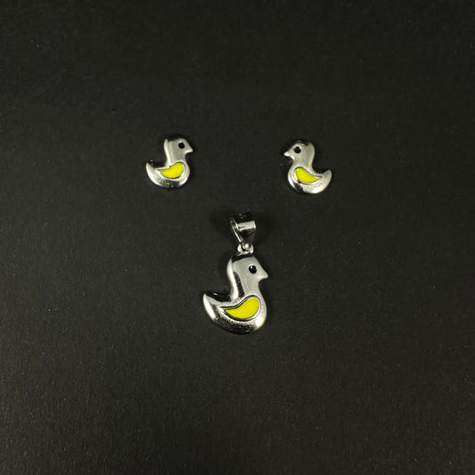Little Bird Charm Silver Pendant Set for Women