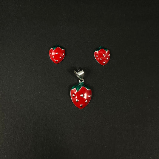 Berry Bliss Silver Pendant Set for Women